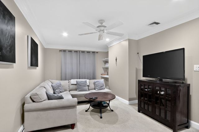 36 Norman Road, Hamden, CT 06514