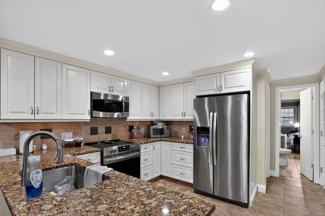 36 Norman Road, Hamden, CT 06514