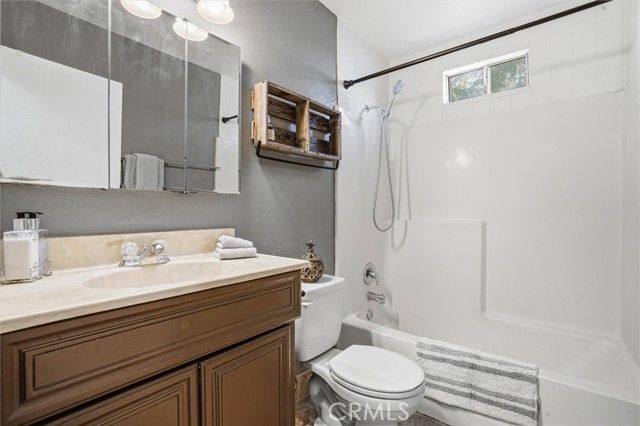 714 Tanner 6A, Paso Robles, CA 93446