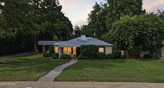 22 E 15TH Street E, Tempe, AZ 85281