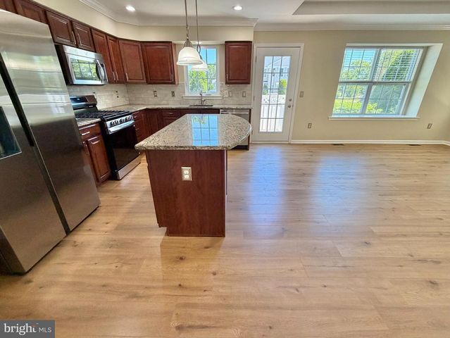 2602 LEXINGTON MEWS, Swedesboro, NJ 08085