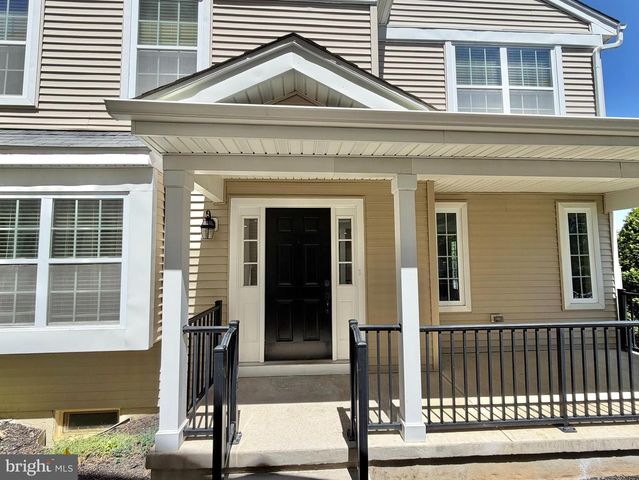 2602 LEXINGTON MEWS, Swedesboro, NJ 08085