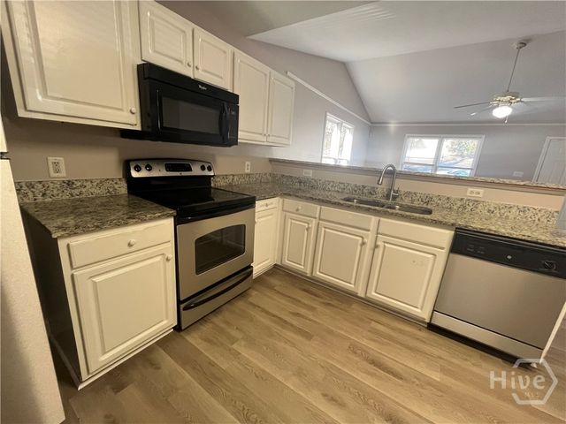 100 Fair Oaks Drive, Athens, GA 30606