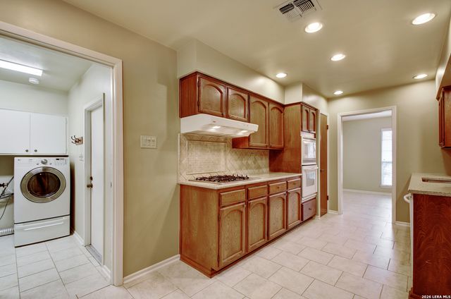 2206 BLUEBERRY HILL ST, San Antonio, TX 78232