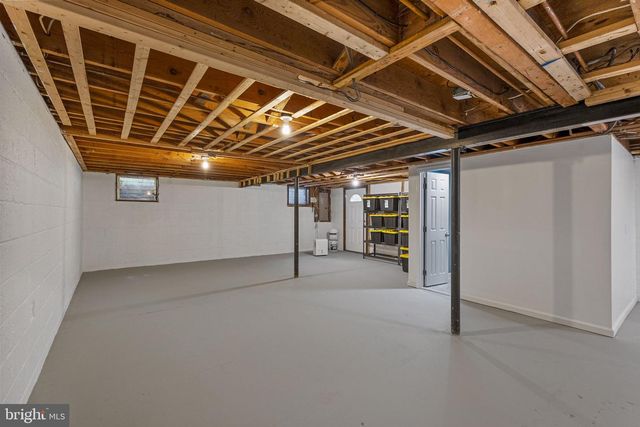 24100 DOREEN DR, Gaithersburg, MD 20882