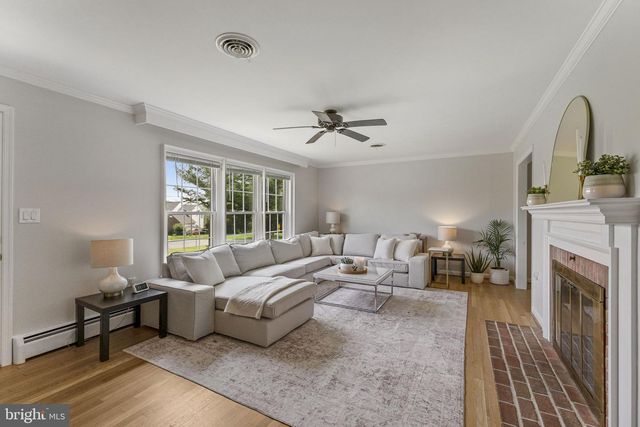 24100 DOREEN DR, Gaithersburg, MD 20882