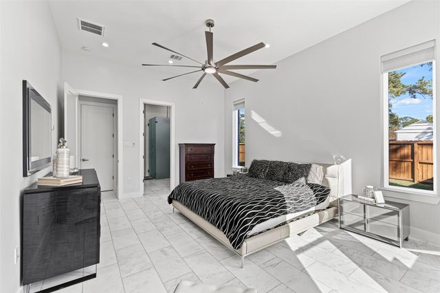 14002 Woodthorpe Lane, Houston, TX 77079