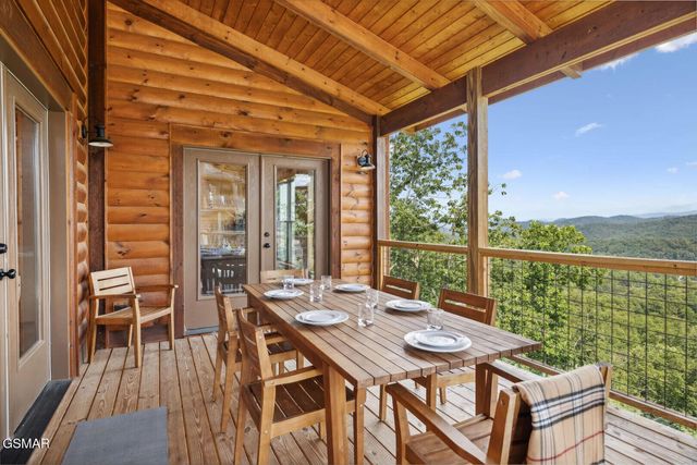 1736 Azalea Circle, Sevierville, TN 37876