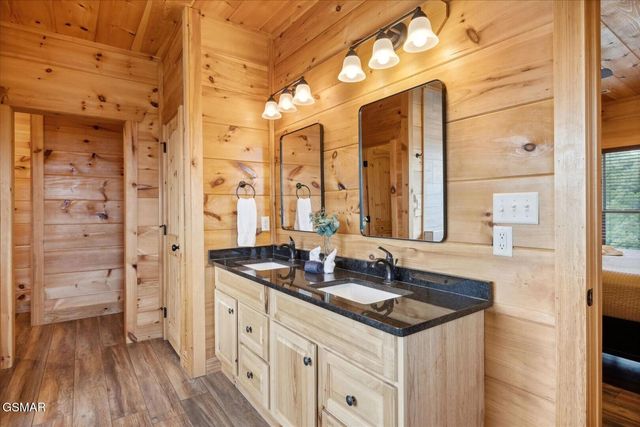 1736 Azalea Circle, Sevierville, TN 37876