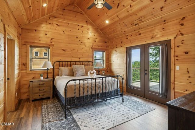 1736 Azalea Circle, Sevierville, TN 37876