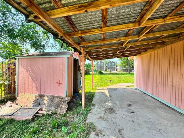 4600 Ireland Street, Houston, TX 77016