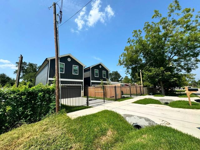 4600 Ireland Street, Houston, TX 77016