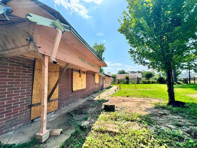 4600 Ireland Street, Houston, TX 77016