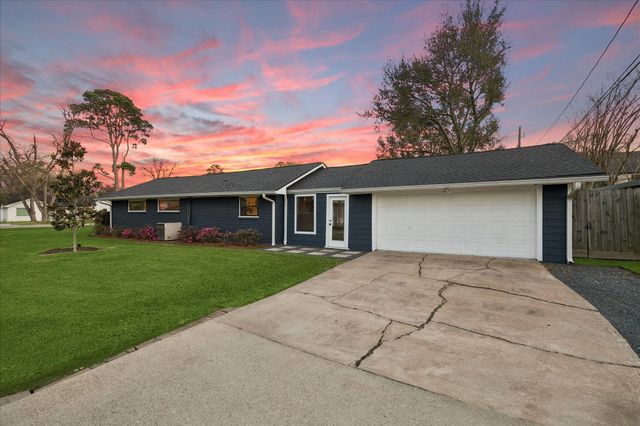 1509 Adkins Road, Houston, TX 77055