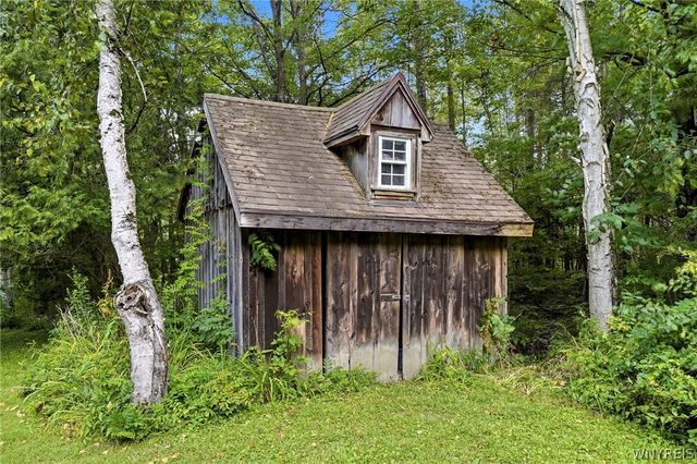 9780 New Oregon Road, Eden, NY 14057