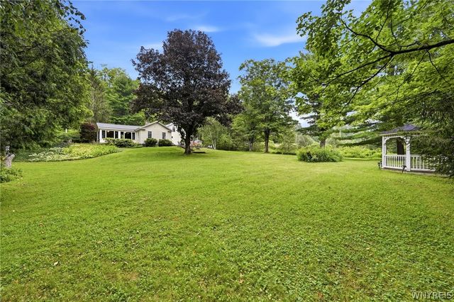 9780 New Oregon Road, Eden, NY 14057