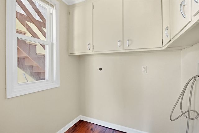 748 Grattan Street, Chicopee, MA 01013