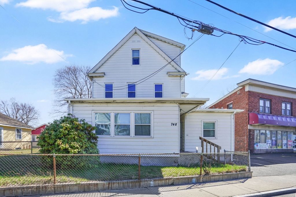 748 Grattan Street, Chicopee, MA 01013
