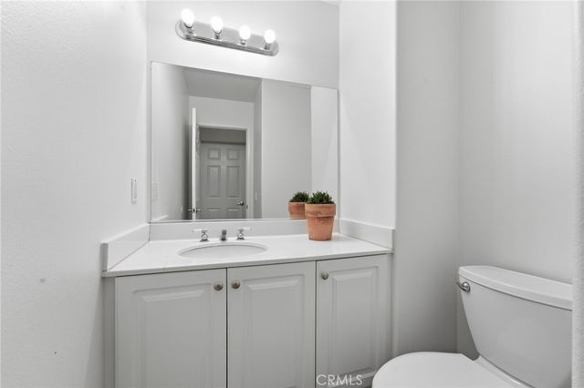 4933 Santo, Oak Park, CA 91377
