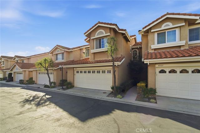 4933 Santo, Oak Park, CA 91377