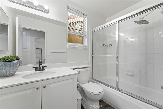 4933 Santo, Oak Park, CA 91377