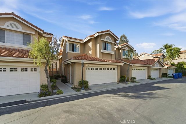 4933 Santo, Oak Park, CA 91377