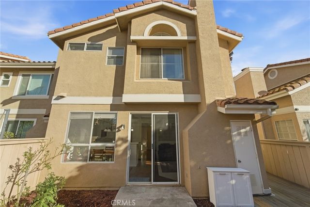 4933 Santo, Oak Park, CA 91377