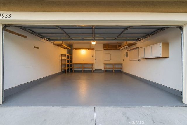 4933 Santo, Oak Park, CA 91377