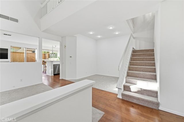 4933 Santo, Oak Park, CA 91377