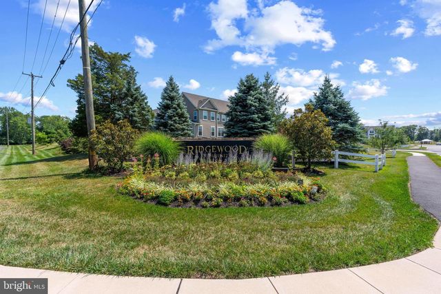 403 RIDGEWOOD DR, Royersford, PA 19468