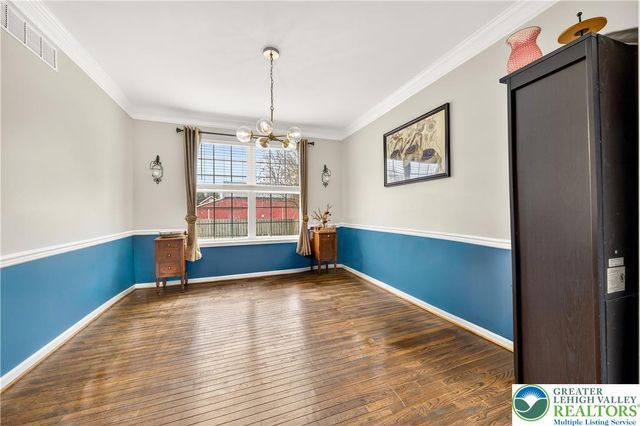 585 Adams Street, Forks Twp, PA 18040