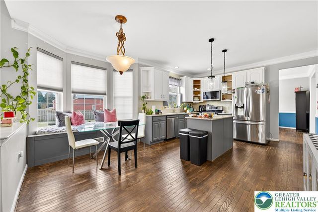 585 Adams Street, Forks Twp, PA 18040