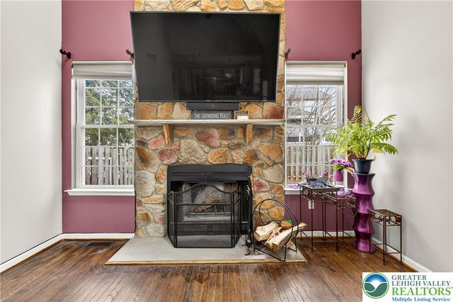 585 Adams Street, Forks Twp, PA 18040