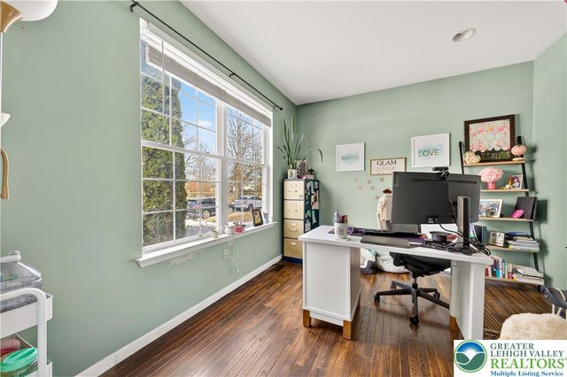 585 Adams Street, Forks Twp, PA 18040