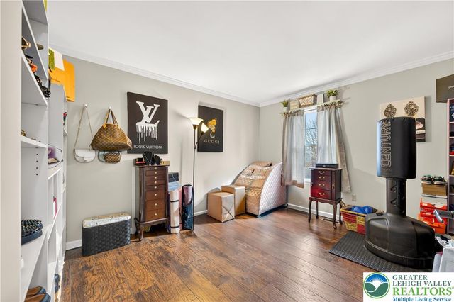 585 Adams Street, Forks Twp, PA 18040