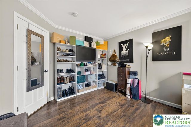 585 Adams Street, Forks Twp, PA 18040