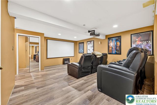 585 Adams Street, Forks Twp, PA 18040