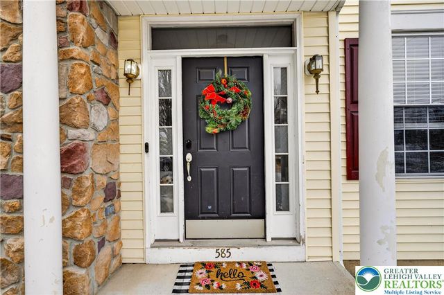 585 Adams Street, Forks Twp, PA 18040
