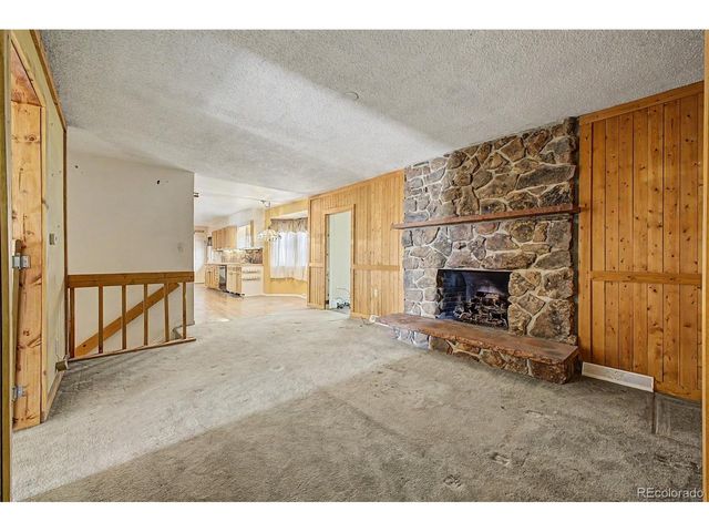 1600 Northwestern Rd, Longmont, CO 80503