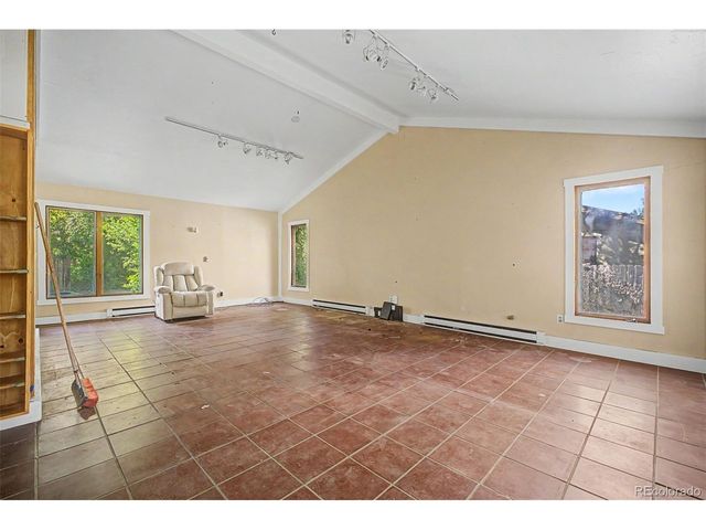 1600 Northwestern Rd, Longmont, CO 80503