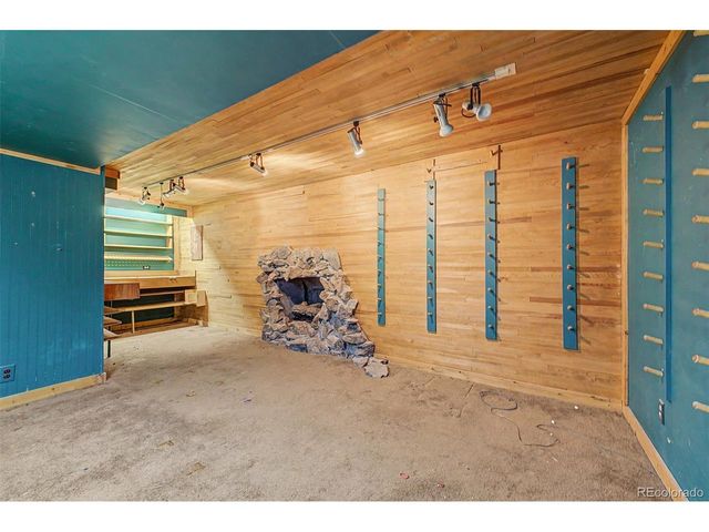 1600 Northwestern Rd, Longmont, CO 80503