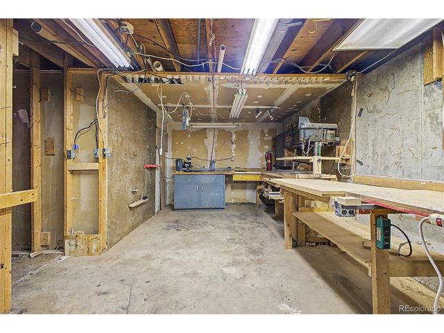 1600 Northwestern Rd, Longmont, CO 80503