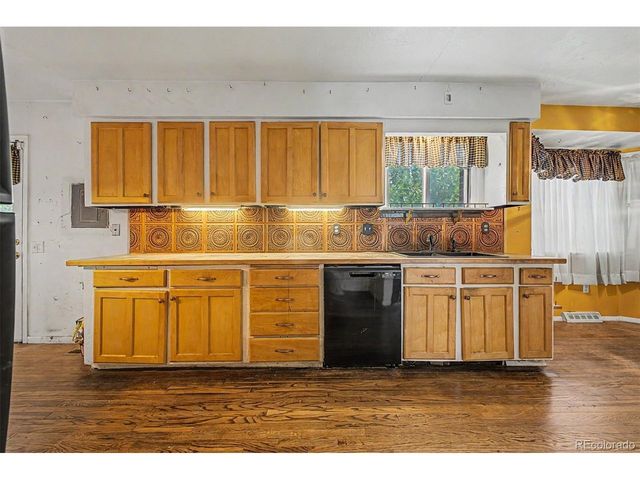 1600 Northwestern Rd, Longmont, CO 80503