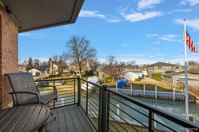 35809 Schmid Drive, New Baltimore, MI 48047