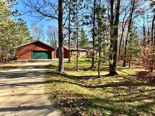 7995 Treefrog Drive NW, Walker, MN 56484