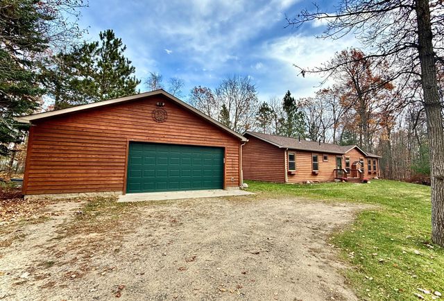 7995 Treefrog Drive NW, Walker, MN 56484