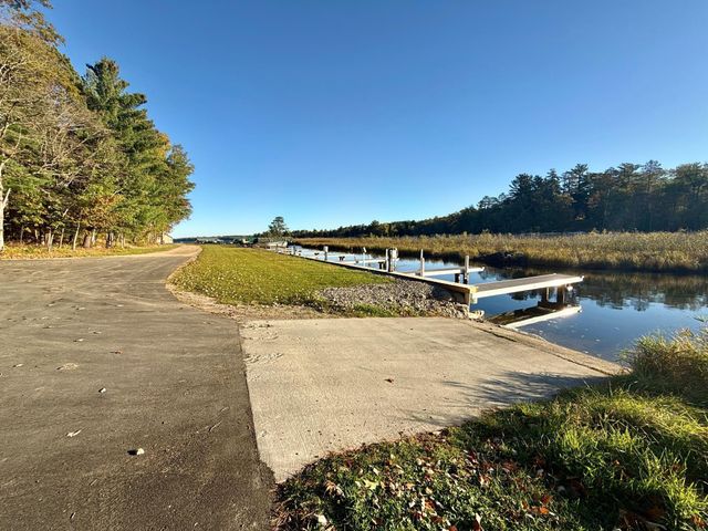 7995 Treefrog Drive NW, Walker, MN 56484