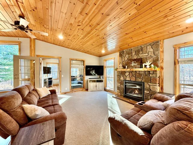 7995 Treefrog Drive NW, Walker, MN 56484