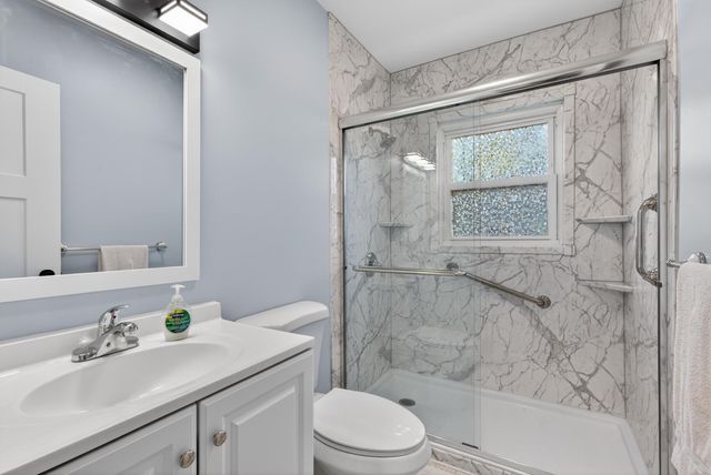 730 Lakeview Drive, Lexington, KY 40505