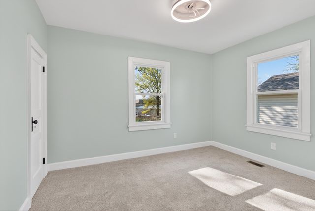 730 Lakeview Drive, Lexington, KY 40505
